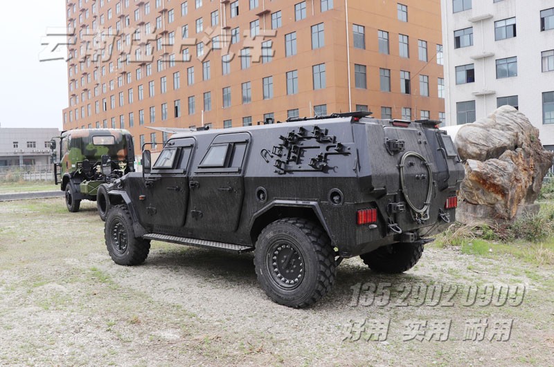 東風(fēng)猛士,CSK162,防護型突擊車,6座猛士車,高機動越野車,四驅(qū)猛士車