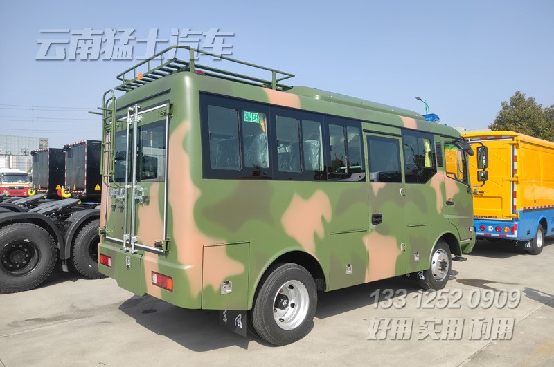 沙漠客車,四驅越野客車,東風客車,15座中巴車,沙漠旅游車