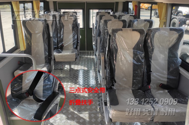 沙漠客車,四驅越野客車,東風客車,15座中巴車,沙漠旅游車