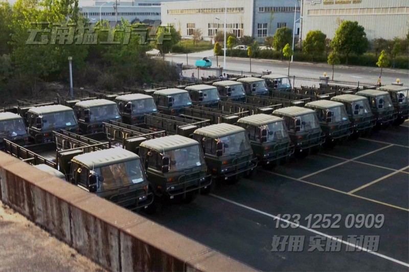 東風卡車出口,EQ2102G,東風六驅卡車,越野卡車,東風經典車型,3.5噸貨車