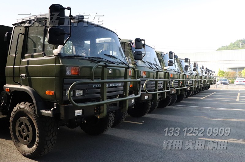 東風卡車出口,EQ2102G,東風六驅卡車,越野卡車,東風經典車型,3.5噸貨車