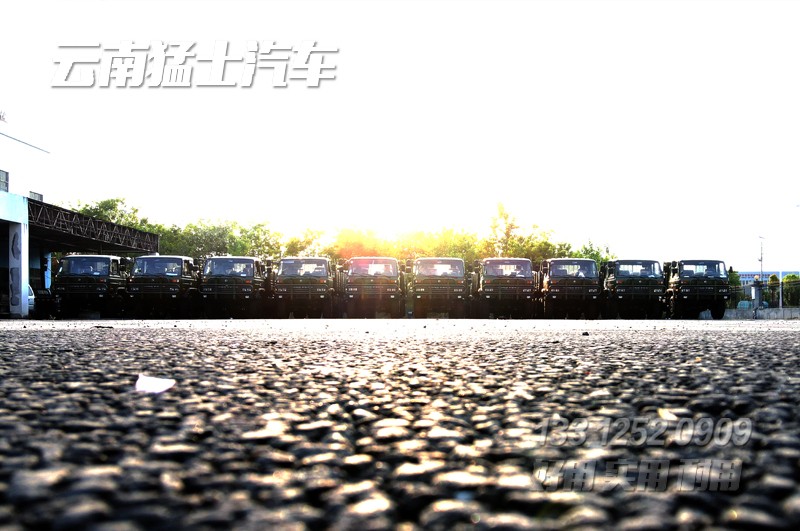 東風卡車出口,EQ2102G,東風六驅卡車,越野卡車,東風經典車型,3.5噸貨車