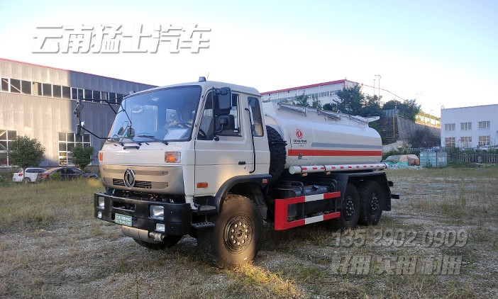 東風六驅加運油車,6立方加油車,東風145罐式運輸車,6*6加油車,越野專用車,油罐車改裝