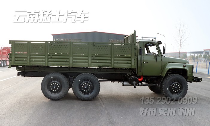 東風(fēng)六驅(qū)尖頭卡車,六驅(qū)越野卡車,六驅(qū)長頭貨車,東風(fēng)6*6卡車,EQ2100,3.5噸長頭貨車,東風(fēng)四驅(qū)六驅(qū)越野車
