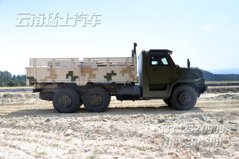 六驅裝甲車,EQ2100,越野卡車,防護型卡車,底盤性能檢測