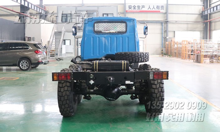 東風(fēng)25Y,東風(fēng)六驅(qū)越野車(chē),六驅(qū)專(zhuān)用車(chē)底盤(pán),EQ2082E6D,越野卡車(chē)底盤(pán),專(zhuān)用車(chē)底盤(pán)改裝