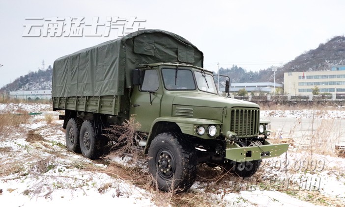 東風六驅卡車,六驅越野卡車,EQ2100,東風軍車,軍用運兵車,全驅運兵車,尖頭越野卡車,東風245