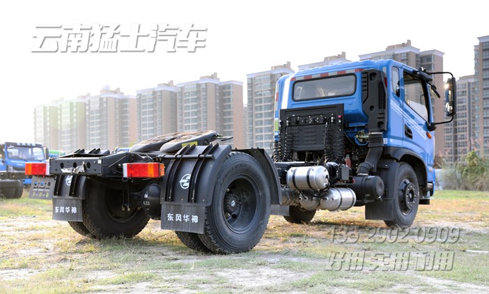 東風牽引頭教練車,平頭教練車,牽引半掛車駕照,A2駕照考試車,4*2考場拖頭