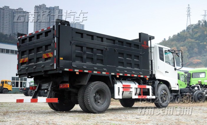 東風4*2卡車,天錦自卸車,東風天錦報價,載重5噸自卸車,160馬力自卸車,DFL3120B