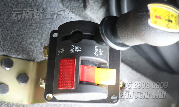 東風(fēng)4*2自卸車,出口型自卸車,自卸車改裝廠家,9噸自卸車,自卸車配置報價,東風(fēng)海外出口車型