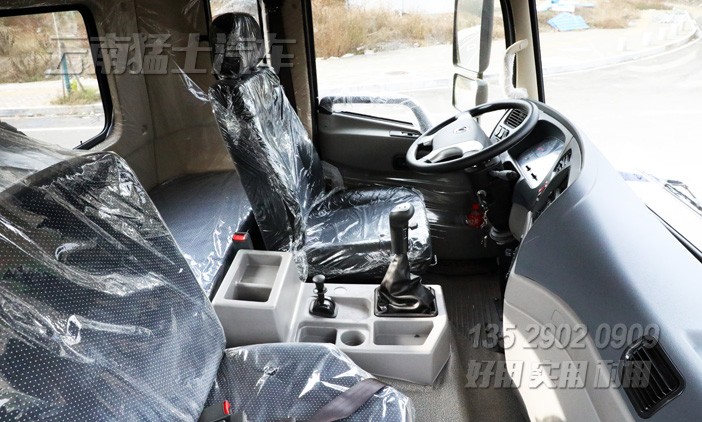 東風(fēng)4*2自卸車,出口型自卸車,自卸車改裝廠家,9噸自卸車,自卸車配置報價,東風(fēng)海外出口車型