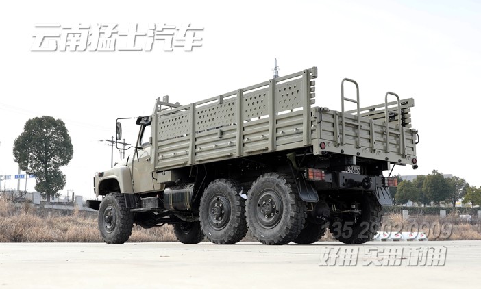 EQ240,東風六驅越野卡車,6*6長頭運兵車,長鼻子卡車,出口越野載貨車