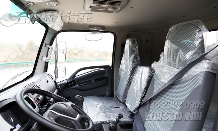 2023新款底盤,越野卡車底盤,中卡底盤,6*6汽車出口,六驅越野底盤