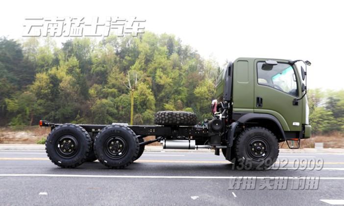 2023新款底盤,越野卡車底盤,中卡底盤,6*6汽車出口,六驅越野底盤