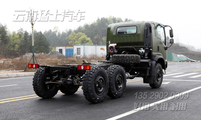 2023新款底盤,越野卡車底盤,中卡底盤,6*6汽車出口,六驅越野底盤