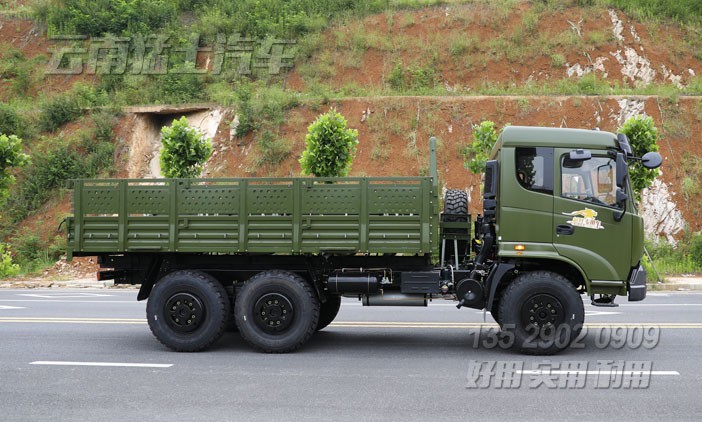 六驅(qū)平頭卡車(chē),高性?xún)r(jià)比卡車(chē),4米8貨箱卡車(chē),越野型貨車(chē),東風(fēng)卡車(chē)銷(xiāo)售