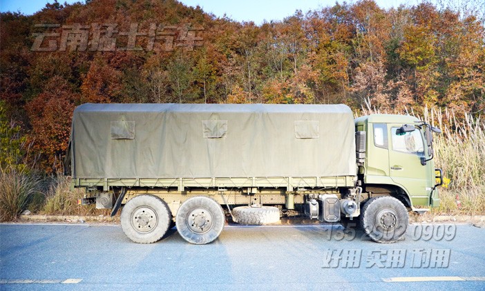 國五運兵車,出口型運兵車,EQ2130GA,東風6x6卡車,六驅柴油貨車
