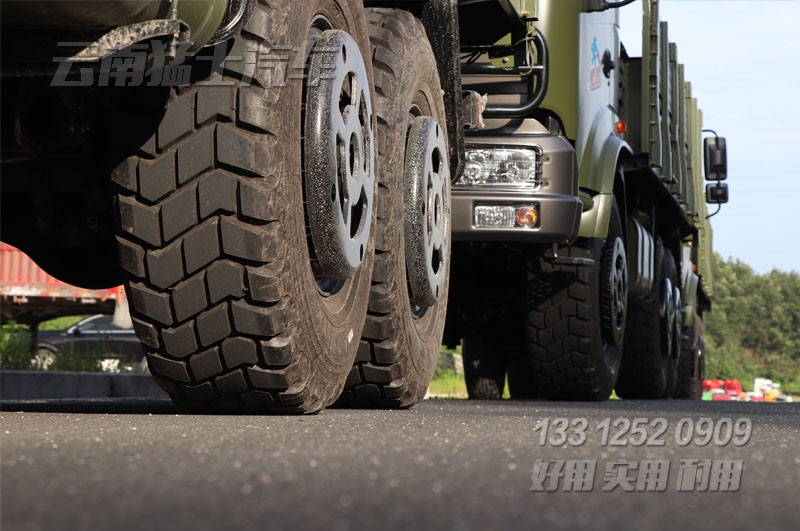 六驅卡車,拉木料卡車,車輛出口