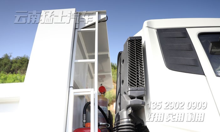 后八輪自卸,280馬力自卸車,重型自卸汽車,三橋自卸車,總質量25噸自卸車,工地拉石頭貨車