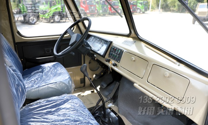 EQ2082E6DJ,東風六驅,二噸半越野車,6x6越野車,標配卡車,長頭卡車底盤