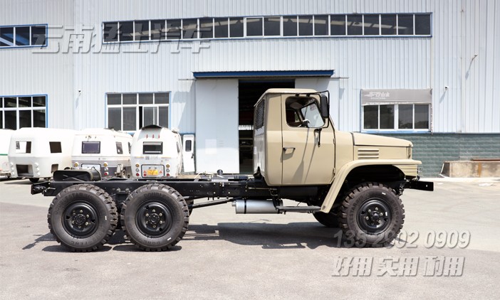 EQ2082E6DJ,東風六驅,二噸半越野車,6x6越野車,標配卡車,長頭卡車底盤