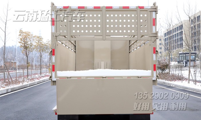 越野自卸車,六驅自卸車,6噸自卸車,木料砂石運輸車,210馬力貨車