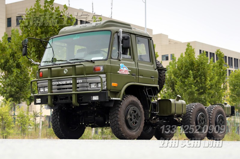 東風六驅越野車,EQ2102N,2102車門,2102操縱使用