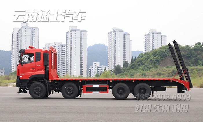 東風(fēng)天龍平板車,挖掘機平板車,爬梯平板車,9.4米板車,前四后八重型板車,DFH1310平板運輸車