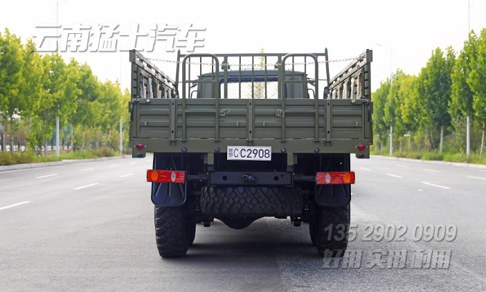全驅卡車,多功能越野運輸車,6*6東風卡車,帶絞盤卡車,EQ2100E6D,六驅運輸車
