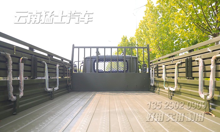 全驅卡車,多功能越野運輸車,6*6東風卡車,帶絞盤卡車,EQ2100E6D,六驅運輸車