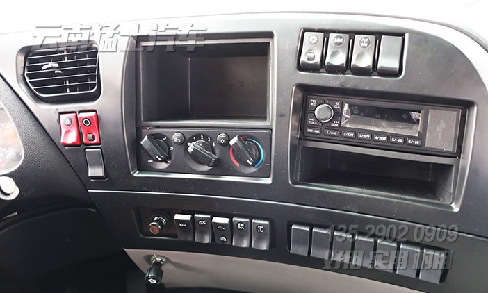8*8底盤,越野專用車底盤,重型卡車底盤,四橋八驅底盤,重載底盤,前四后八底盤,底盤銷售