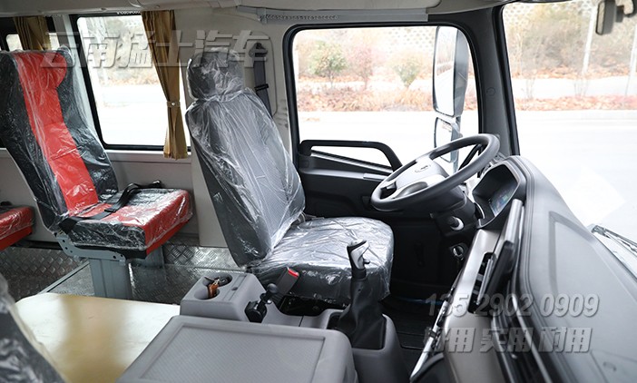 21座客車,越野客車,森林消防車,全地形客車,運兵車,沙漠客車,四驅客車