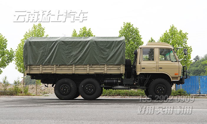 EQ2102N,東風雙排卡車,東風153高配,3.5噸柴油運輸車,全驅(qū)越野卡車,平頭雙排越野車